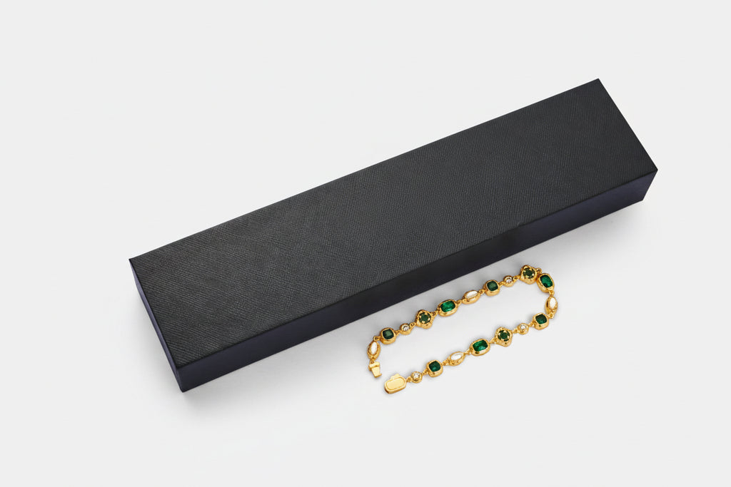 Melted Emerald Gemstone Bracelet (Gold)