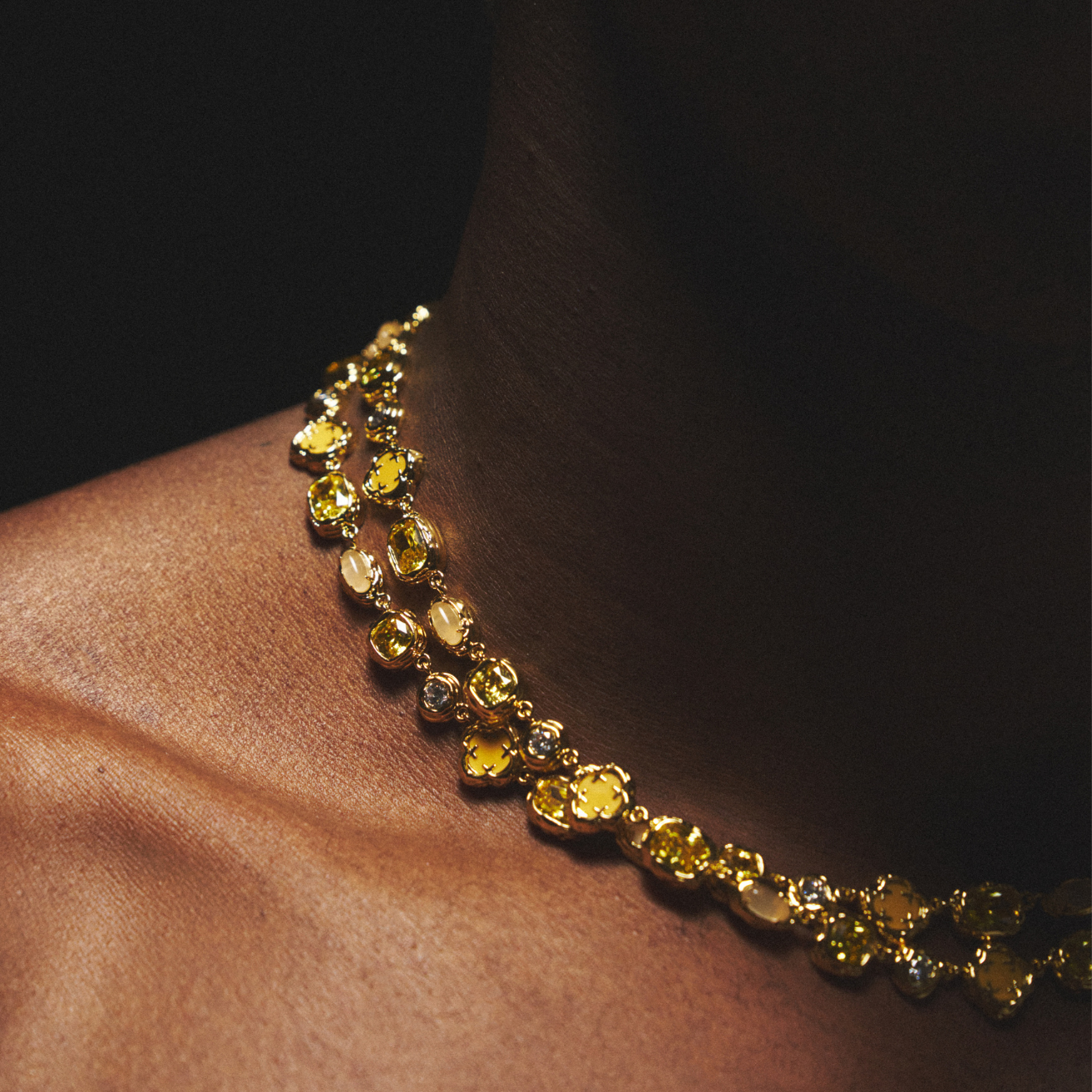 Melted Citrine Gemstone Necklace (Gold)